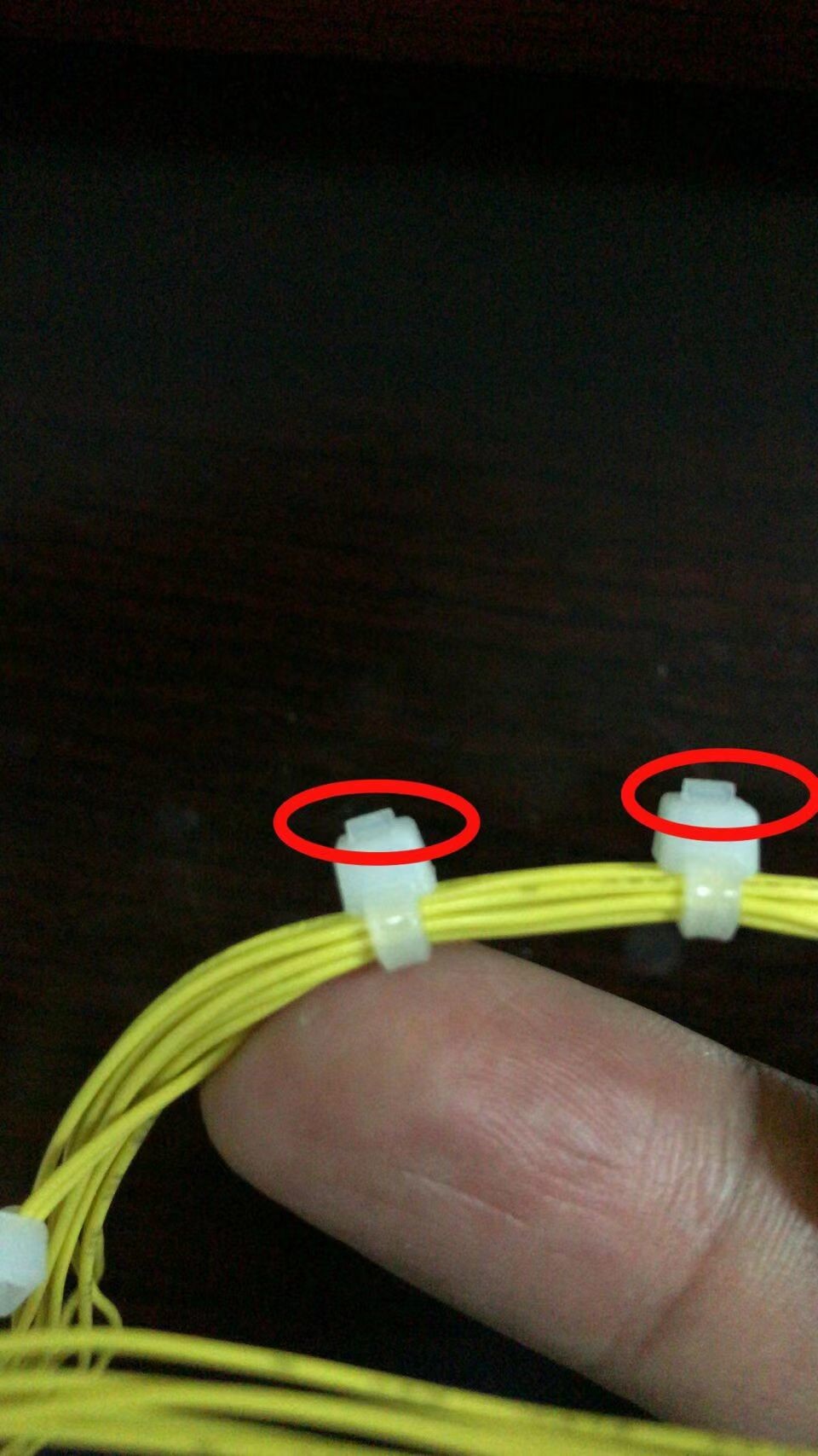 Últimos blogs de la empresa sobre ¿Puedo controlar la longitud de terminación después de cortar lazos de cable de nylon por SWIFT pistola automática de cable?
