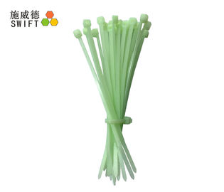 comprar 4 color verde a prueba de calor PA66 de las bridas de plástico de nylon 150℃ UL94V2 de la pulgada de longitud online manufacture